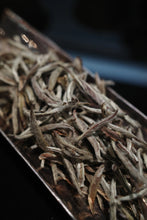 Load image into Gallery viewer, Aged Charm in a Cup of Vintage Silver Needle Tongxin Teahouse’s 2009 Fuding Baihao Yinzhen Collection
