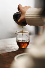 Load image into Gallery viewer, Tongxinshe Teahouse 2025: &quot;Liulanxiang&quot; – Rare Premium Wuyi Rock Tea from Core Cliff Terroir 留兰香
