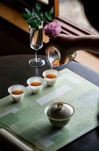 Load image into Gallery viewer, Tongxin She Teahouse | 2024 Taoxi Da Hong Pao — Three-Time Full Charcoal-Roasted Rock Tea桃喜足火。
