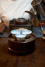 Load image into Gallery viewer, Aged Charm Nurtured in Storage, Premium Tea from Bulang—— 2007 Du Qiongzhi Signed Bulang Impression Ripe Pu'er Collected by Tongxin Teahouse
