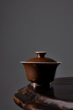 Load image into Gallery viewer, From Complexity to Simplicity, the Essence of Tea Culture——Tongxinshe Teahouse&#39;s Pure Handmade Purple-Gold Gaiwan
