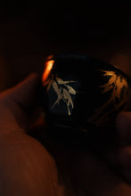 Load image into Gallery viewer, Tongxinshe Teahouse Recommendation:  Ink Rhythm Golden Bamboo Faceted Cup – Black Jade Holds the Fragrance, Golden Bamboo Mirrors the Tea
