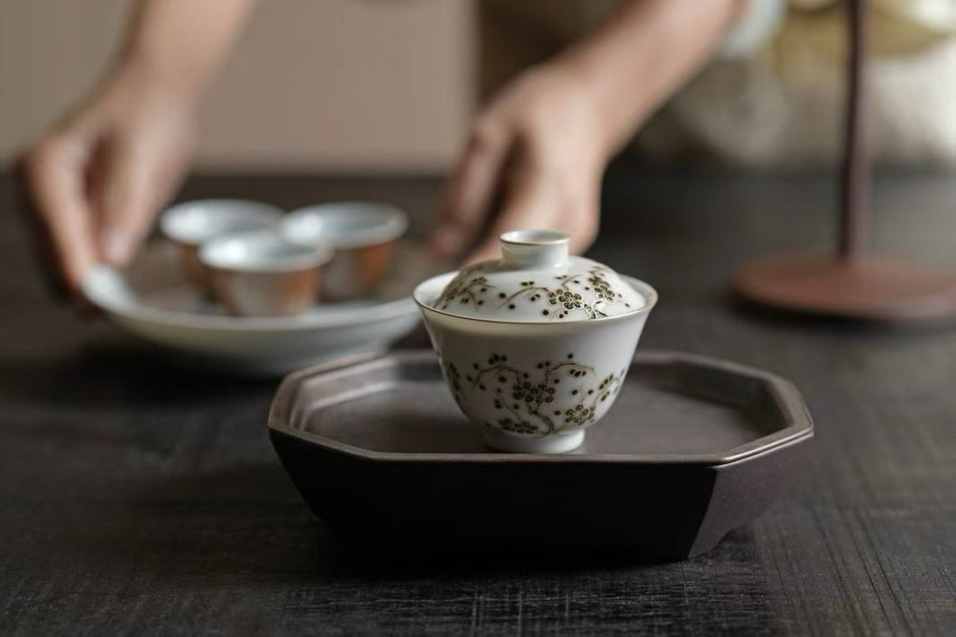 Tongxinshe Teahouse Recommends: Purple Clay Octagonal Four-legged Tea Boat – The Quiet Stability Hiding in the Tea Setting