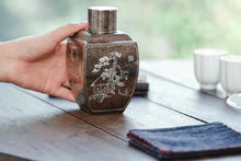 Load image into Gallery viewer, Recommended by Tongxinshe Teahouse: Yiya Tea Caddy, Preserving the Charm of Tea Aroma and Ancient Rhymes
