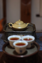 Load image into Gallery viewer, Tongxinshe Teahouse Recommends: Yixing Purple Clay &quot;Hehuan&quot; Teapot, 120cc Elegance in Pear-Skin Green Clay “合欢”/梨皮绿泥
