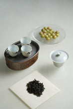 Load image into Gallery viewer, Amber Deer‑Crane Floral Tea Boat / Hu Cheng
A Tea Session Embodies the Poetry of Deer, Cranes and Blossom‑strewn Forests
Recommended by Tongxinshe Teahouse
