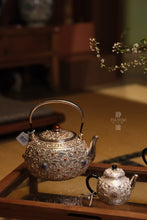 Load image into Gallery viewer, The Auspicious and Propitious Pure Silver Tea Set: A Pinnacle of Tea Culture and Traditional Crafts
