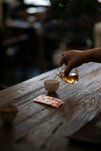 Load image into Gallery viewer, Tongxin She · Tea Origin Exploration | 2026 Tongmuguan Floral Black Tea "Peach Blossom" 桃之夭夭Limited Sample · Free Tasting
