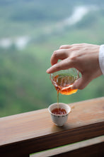 Load image into Gallery viewer, Rock Bones Hide Treasures, Craftsmanship Bears Signature – Tongxinshe Presents 2025 Intangible Cultural Heritage Grade Niulan Keng Qizhong (8.3g per Can) to Tea Lovers 牛栏坑奇种
