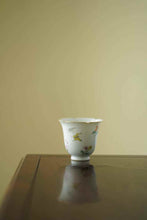 Load image into Gallery viewer, Tongxin She Teahouse Fine Wares: Hand-Painted Famille Rose Butterfly &amp; Blossom, Spring Poetic Charm Encapsulated in Porcelain蝶恋花盖碗杯子
