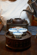 Load image into Gallery viewer, Aged Charm Nurtured in Storage, Premium Tea from Bulang—— 2007 Du Qiongzhi Signed Bulang Impression Ripe Pu'er Collected by Tongxin Teahouse
