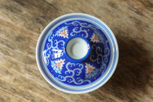 Load image into Gallery viewer, Tongxin She Teahouse recommends the &quot;One Flower, One World Small Tea Bowl&quot; 120ml
