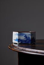 Load image into Gallery viewer, Landscape Pot Holder: Understated Elegance and Practical Beauty on the Tea Table
