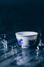 Load image into Gallery viewer, Exquisite Tea Ware: Jingdezhen Handmade Blue and White &quot;Hundred Treasures&quot; Cup
