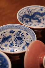 Load image into Gallery viewer, New at Tongxin She Teahouse: The Charm of Porcelain in Cowpea Red Gaiwan
