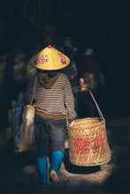 Load image into Gallery viewer, Tongxinshe’s Three-Year Waiting: For a Mellow and Perfect Brew of Maoershi Da Hong Pao
