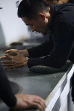 Load image into Gallery viewer, Tongxin She Teahouse: In Search of the Lost Supreme Biluochun
