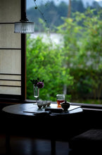 Load image into Gallery viewer, Tongxin She Teahouse | 2024 Taoxi Da Hong Pao — Three-Time Full Charcoal-Roasted Rock Tea桃喜足火。
