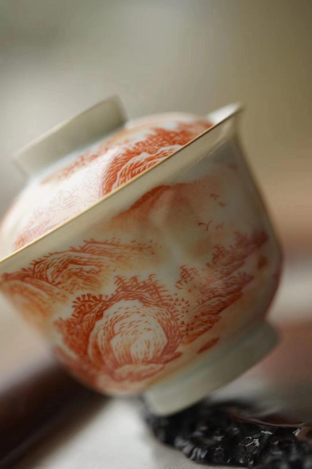 Handmade alum red landscape Gaiwan/tea cup