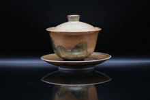 Load image into Gallery viewer, Chai Shao &#39;Cliffside&#39; Gaiwan
