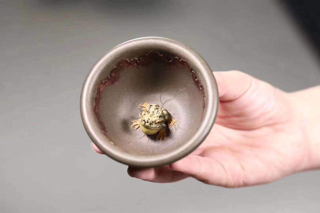 Yixing Qing Hui Duan Ni handmade, frog teacup