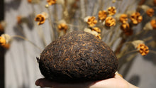 Load image into Gallery viewer, Menghai Tuo Cha Shou Pu’er - 2007
