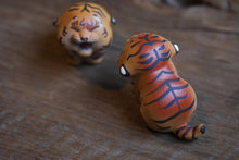 Load image into Gallery viewer, 🐯 Tiger tea pet Yuan Kuang Duan Ni
