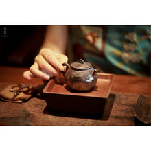 Load image into Gallery viewer, Jingdezhen kneading &quot;wood-burning purple sand teapot&quot;
