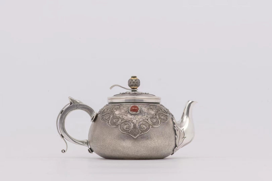9999 Sterling Silver Filigree Ruyi Pattern Insulated Silver Kettle / Sterling Silver Justice Cup.