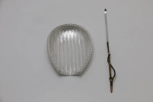 Load image into Gallery viewer, Silver wire weaving dustpan Silver Cha Ze
