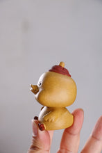 Load image into Gallery viewer, Purple Clay Tea Pets: Christmas Ducklings
