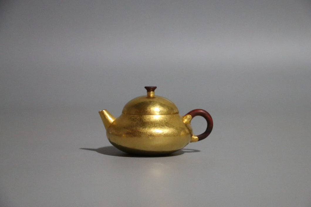 9999 pure gold Li Xing tea pot 100ml（Pre-order only. Not in stock.)