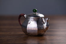Load image into Gallery viewer, Luanfengzui Ruyi Flower Cloud Shoulder Pattern Octagonal Small Silver Pot
