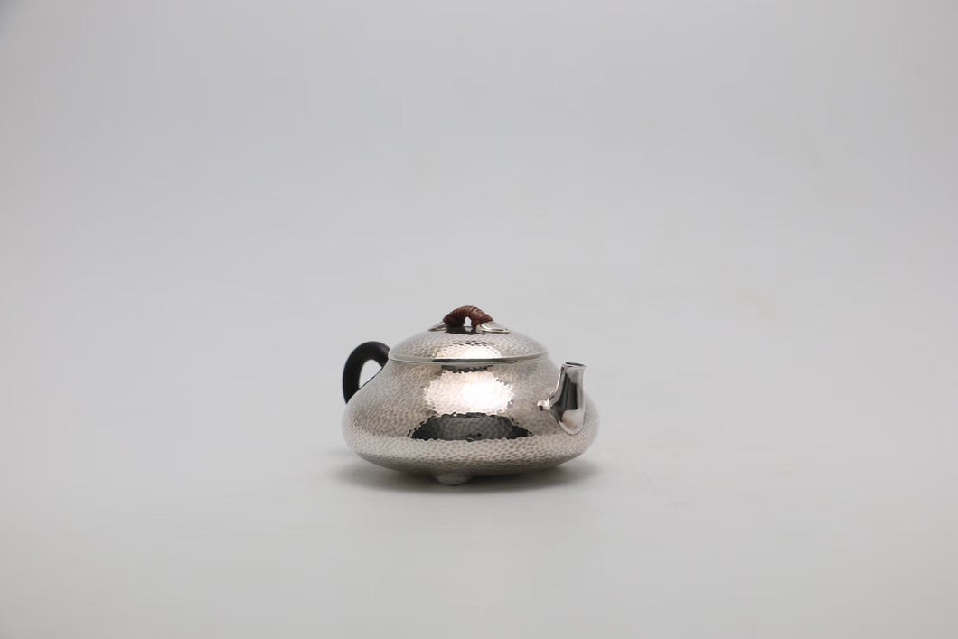 9999 Pure Silver Handmade 'Three-legged Shi Piao' Teapot/100ml