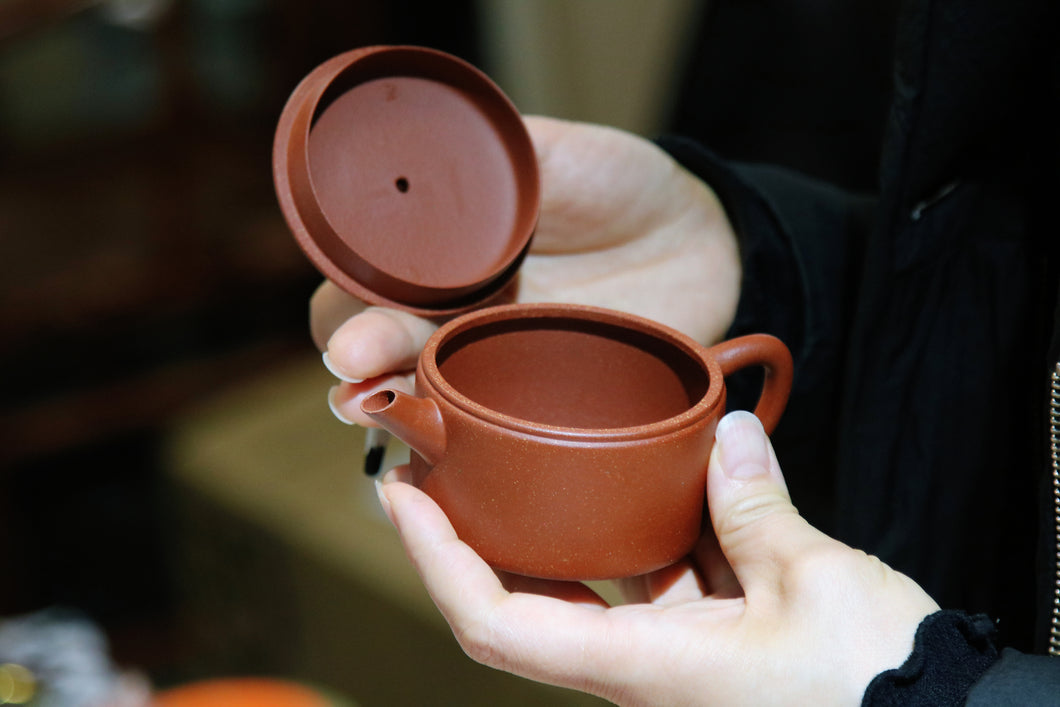 Purple clay teapot 