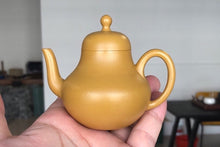 Load image into Gallery viewer, 110ml &quot;Little Si Ting&quot; golden section mud, purely handmade.
